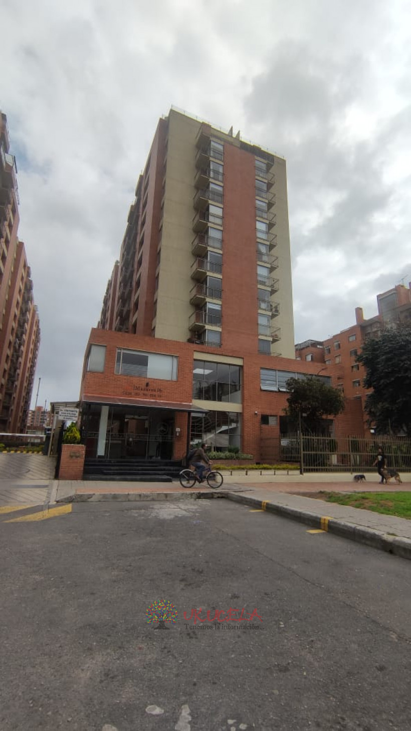 vendo excelente apartamento en mazuren