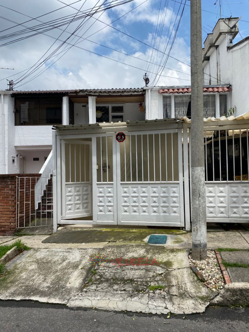 Entidad Financiera Vende - Casa en Belmira