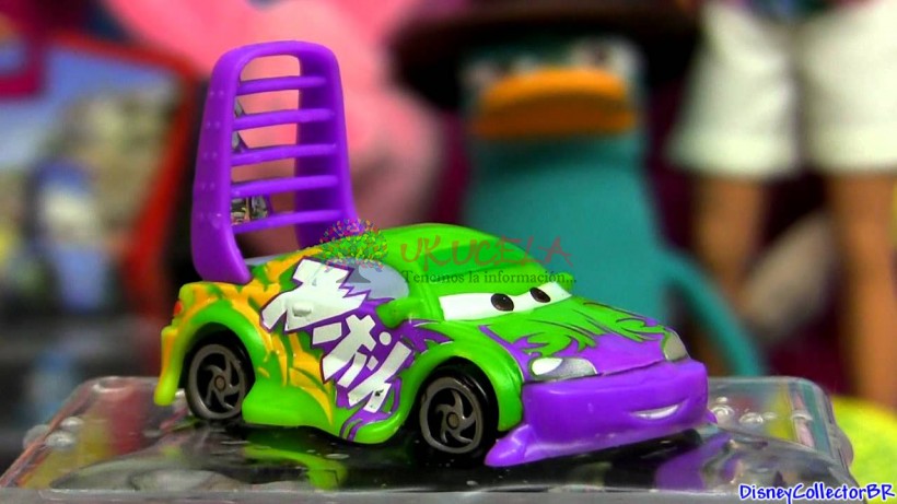 Disney Pixar Cars Color Changers Wingo 2en1