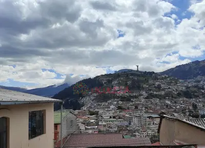 VENDO CASA TOLA ALTA HERMOSA VISTA AL PANECILLO