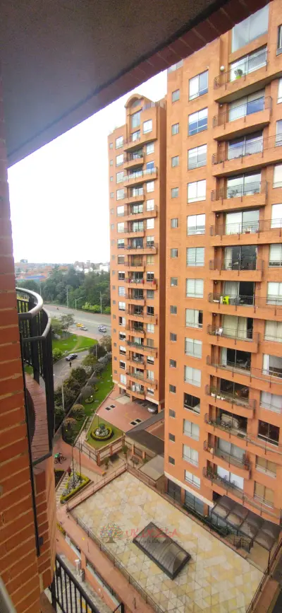 VENDO APARTAMENTO EN LAGOS DE CÓRDOBA