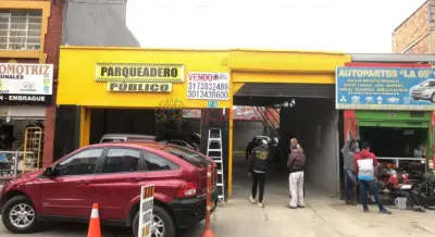 Entidad Financiera vende -  Parqueadero