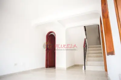 Vende casa en Alcazares