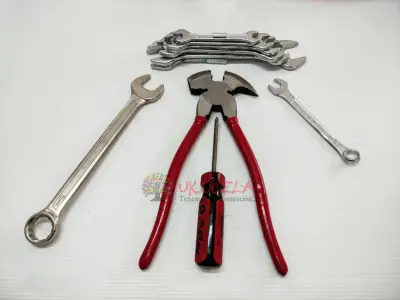 OFERTA Combo Llaves + Alicate + Atornillador