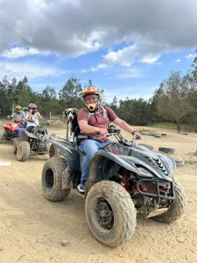 Tour de cuatrimoto