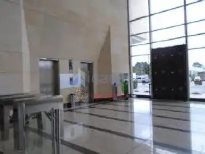 VENTA OFICINA CENTRO EMPRESARIAL PONTEVEDRA VARDI