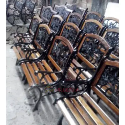 SILLAS para mesas en fundición para jardín y terraza