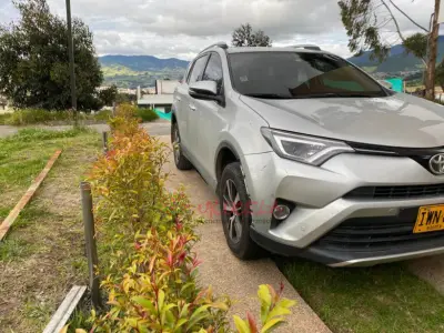 HERMOSA TOYOTA RAV 4