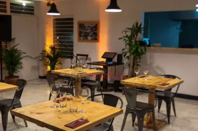 RESTAURANTE A MEDIO PRECIO