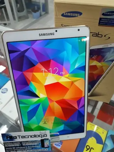 SAMSUNG GALAXY TAB S COMO NUEVA COVER