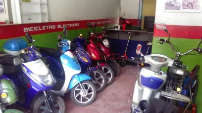 TALLER DE MOTOS ELECTRICAS