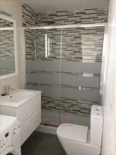 DIVISIÓNES PARA BAÑO EN CAJICA 3147535146
