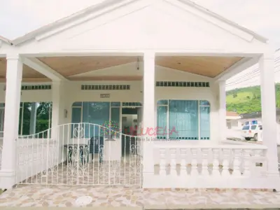 vendo bellísima casa en girardot