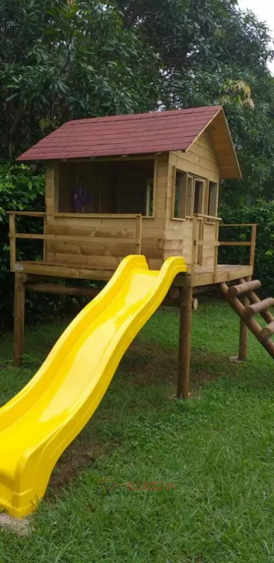 hermosos parques infantiles rodaderos