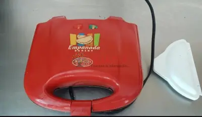 Maquina para empanadas