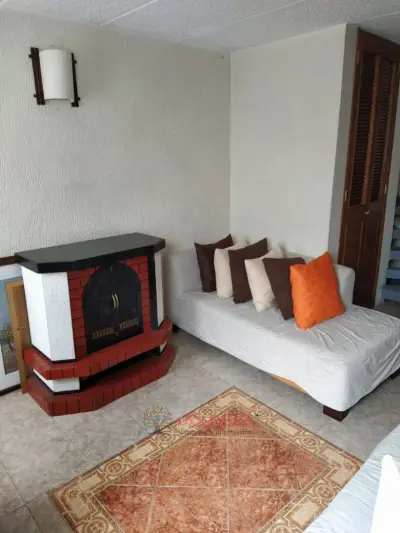 Entidad Financiera Vende - Hermosa Casa