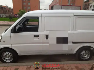 Camioneta N300 de carga