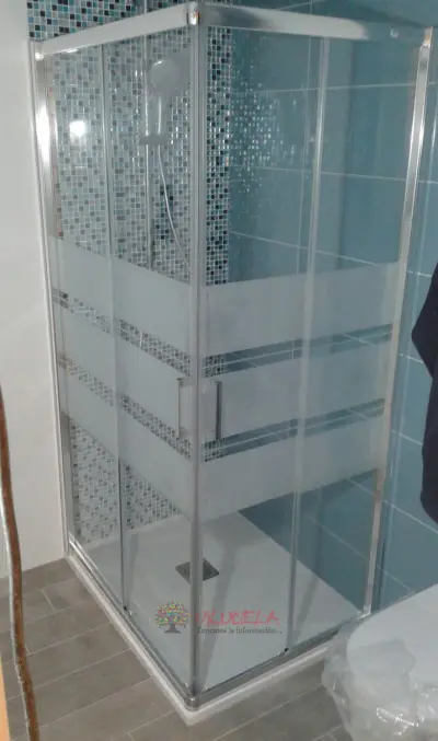 DIVISIÓNES PARA BAÑO EN CHIA 3147535146