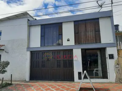 CASA REMODELADA EN  CASTILLA