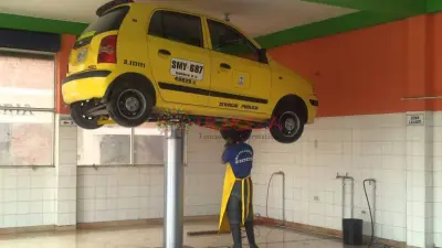 fabrica de elevadores de carros y motos para lavaderos