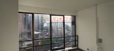 Hermosa oficina de 44m2 en la calle 10 Medellín