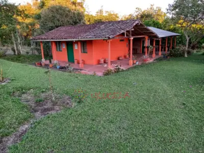 SE VENDE HERMOSA PARCELA CON CASA CAMPESINA