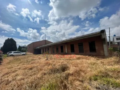 ARRIENDO BODEGA EN EL ROSAL