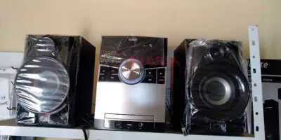 EQUIPO DE SONIDO RADIO USB CD MP3  BLUETOOTH