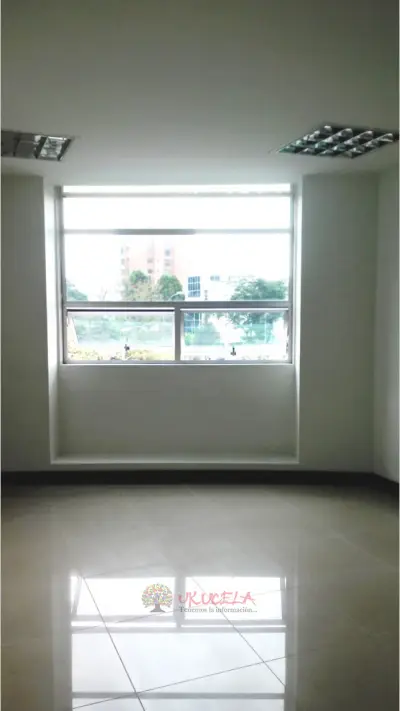 Oficina Ed portal del Cable 18 m2