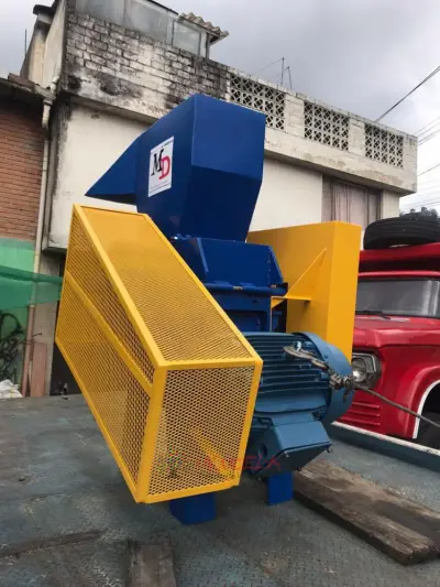 fabrica de maquina trituradora de materiales plasticos