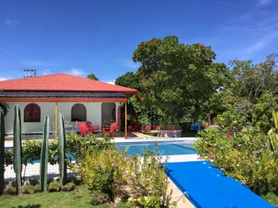 CASA CAMPESTRE EN VENTA