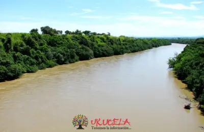 RÍO MAGDALENA SE AHOGA EN SU CONTAMINACIÓN