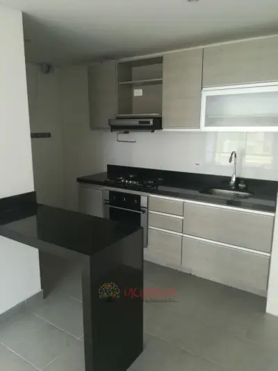 Arriendo apto cedritos  86 mts  3 habitaciones