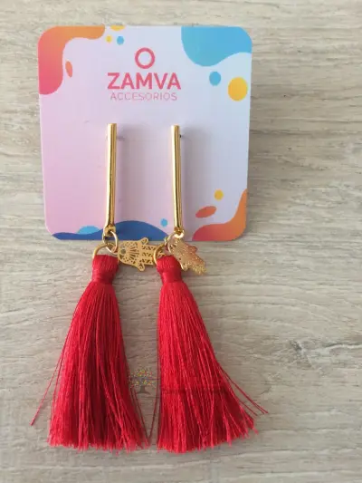 Aretes Hamsa