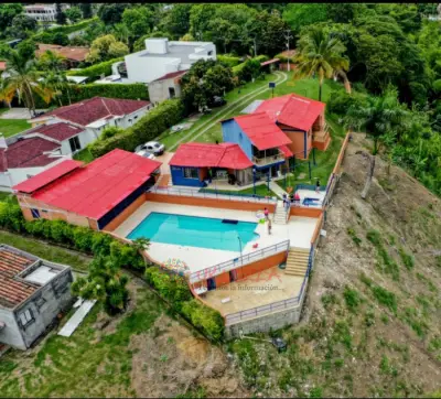 alquilo espectacular casa campestre en cerritos pereira colombia
