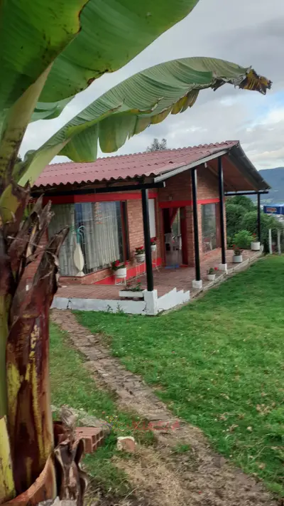 LINDA CASA CAMPESTRE