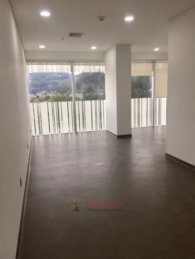 SE RENTA OFICINA 605B CHIA