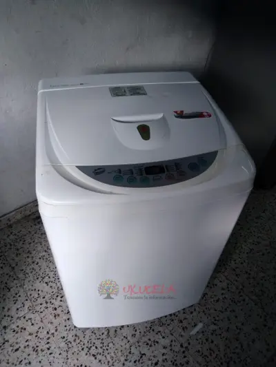Vendo Lavadora LG 26 Libras
