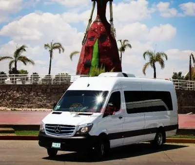 SERVICIOS DE BUSES Y VAN Y AVIONES