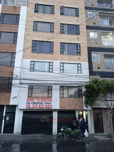 excelente local