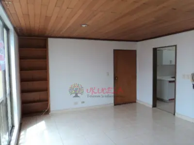 Vende apartamento en los Rosales