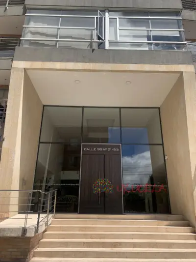 Hermoso apartamento con excelente iluminación