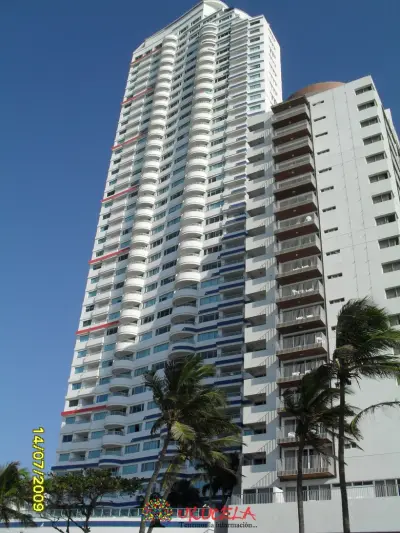 RENTA APTO FRENTE MAR  CARTAGENA 3´200.000 BOCAGRANDE 3002671970