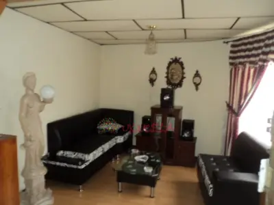 Vende casa con renta en el Barrio Colombia