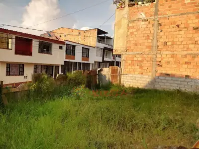 LOTE ESQUINERO MOSQUERA