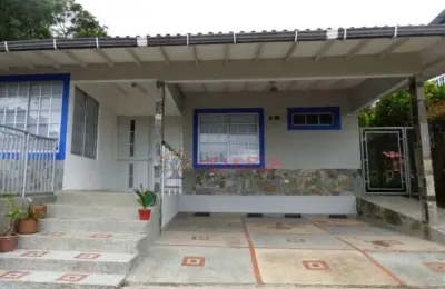 VENTA O PERMUTA DE CASA EN LOS POMOS ARMENIA