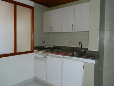 Apartaestudio situado en el área universitaria médica y comercial de Manizales