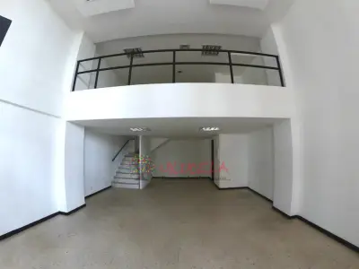 Local en Arriendo sobre la avenida Pasoancho