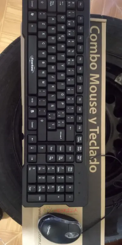 COMBO TECLADO Y MOUSE normal color negro con garantia