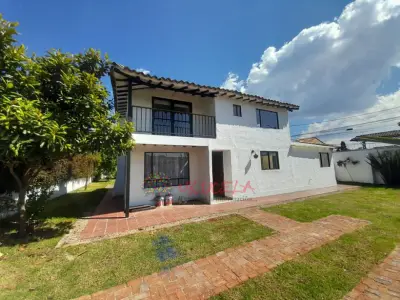 ARRIENDO CASA CAMPESTRE EN CAJICÁ